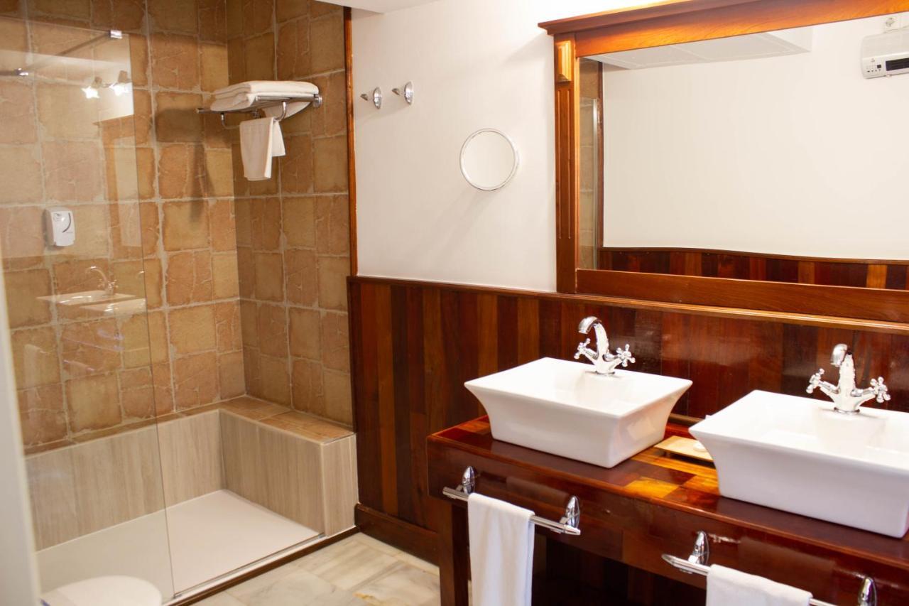 Hacienda Montenmedio Hotel 4*